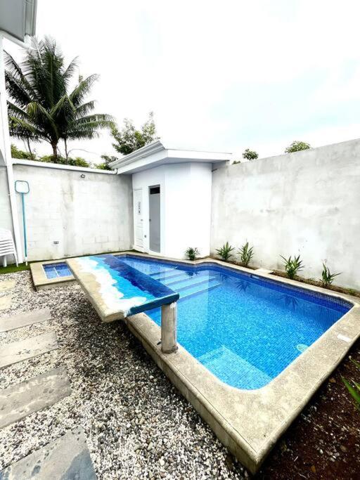 Holiday home Pacific Breeze House - With Private Pool *